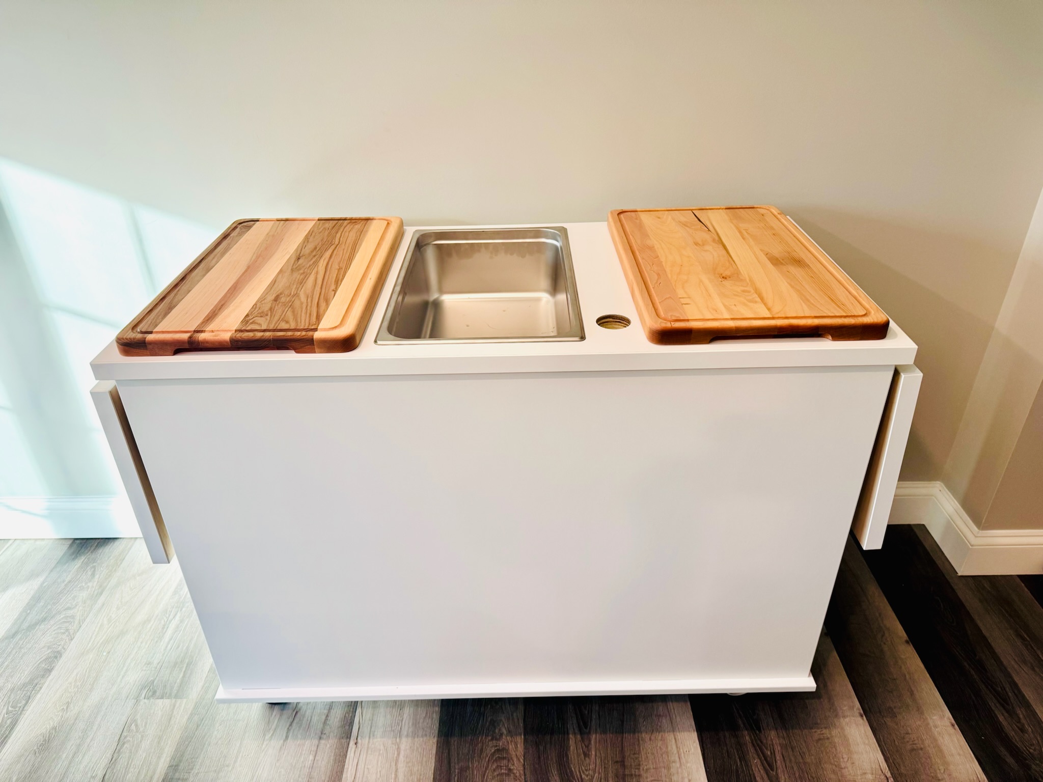 Wooden Cutting Board for Food Cart - Image 2